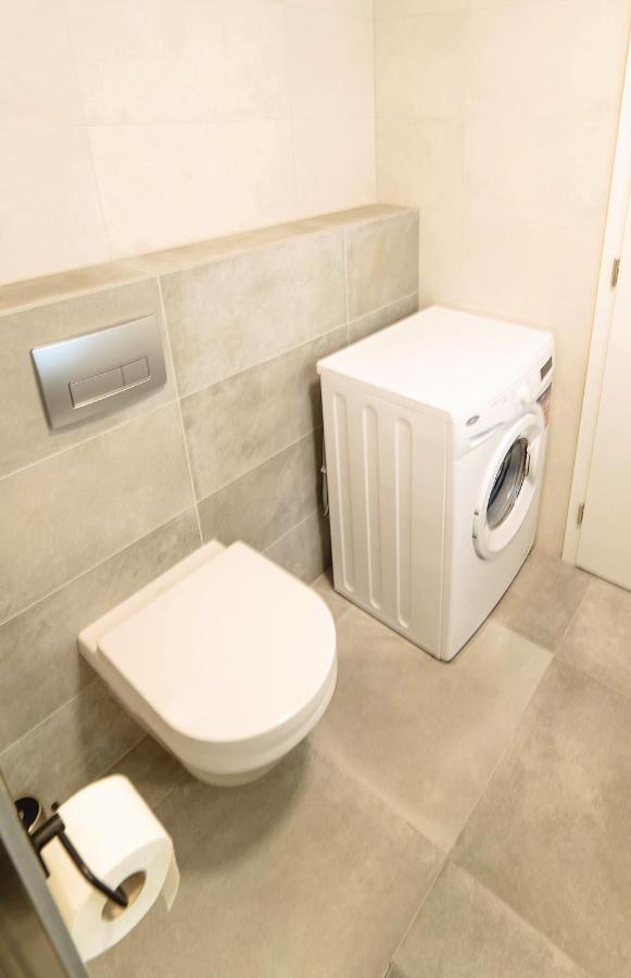 Tran Chien Apartment With Free Private Parking Praag Buitenkant foto