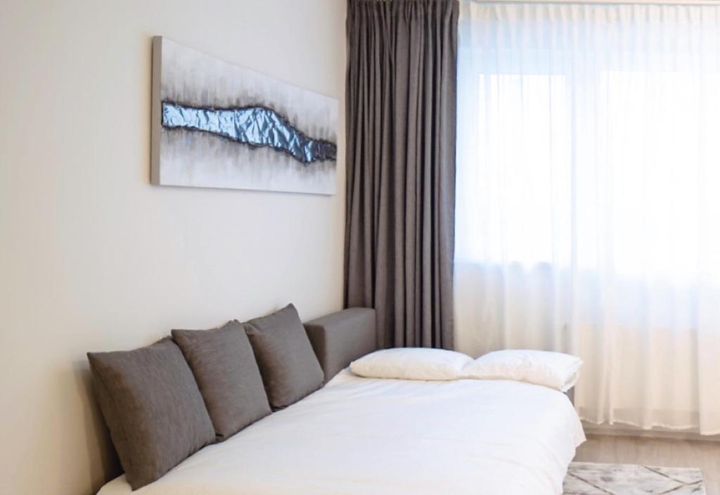 Tran Chien Apartment With Free Private Parking Praag Buitenkant foto