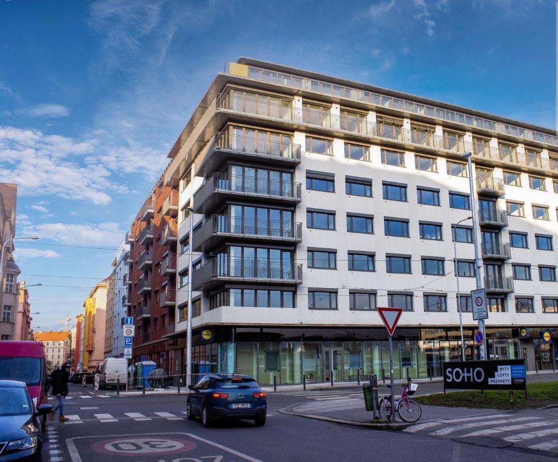 Tran Chien Apartment With Free Private Parking Praag Buitenkant foto